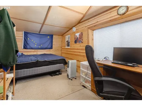 35 NW Dolphin Street Newport OR 97365
