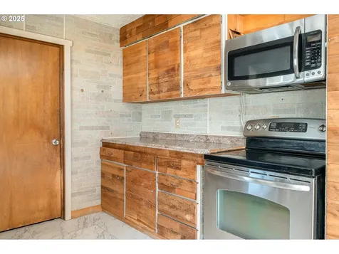 201 Ponderosa Drive Kelso WA 98626