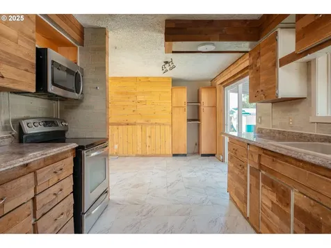 201 Ponderosa Drive Kelso WA 98626