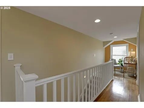 471 SE 72nd Avenue Portland OR 97215