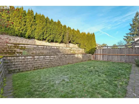471 SE 72nd Avenue Portland OR 97215