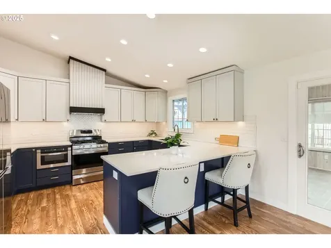 1415 SW 28th Street Troutdale OR 97060