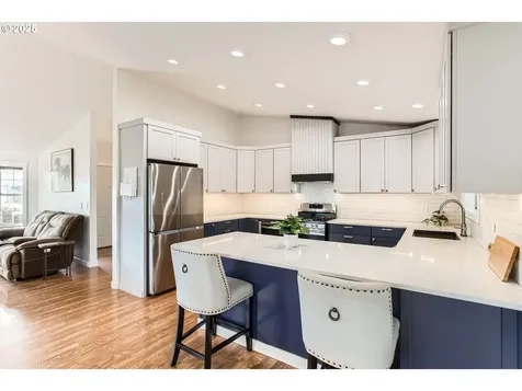 1415 SW 28th Street Troutdale OR 97060