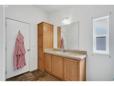 1041 NE 14th Avenue Rockaway Beach OR 97136