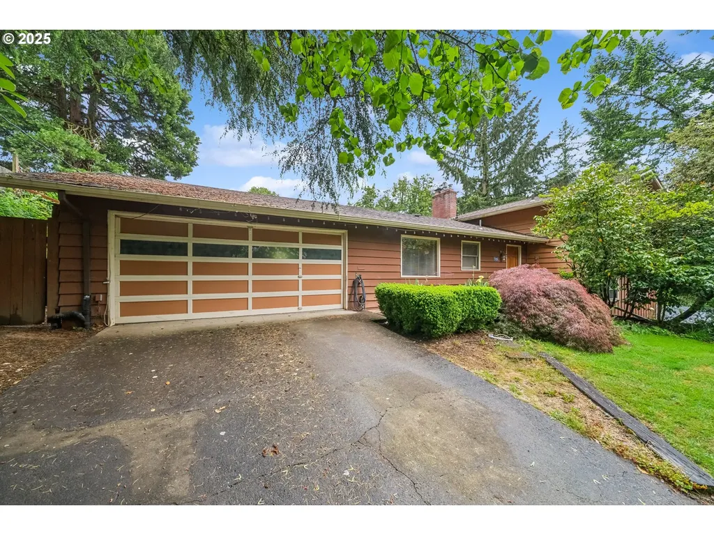 17020 Tracy Avenue Lake Oswego OR 97035