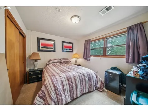 17020 Tracy Avenue Lake Oswego OR 97035