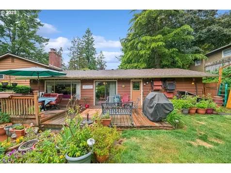 17020 Tracy Avenue Lake Oswego OR 97035