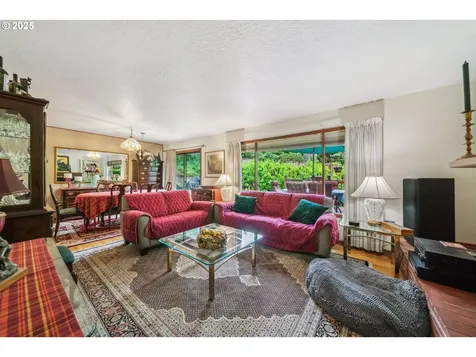 17020 Tracy Avenue Lake Oswego OR 97035