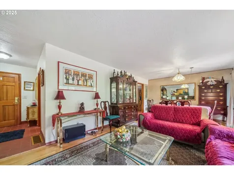 17020 Tracy Avenue Lake Oswego OR 97035