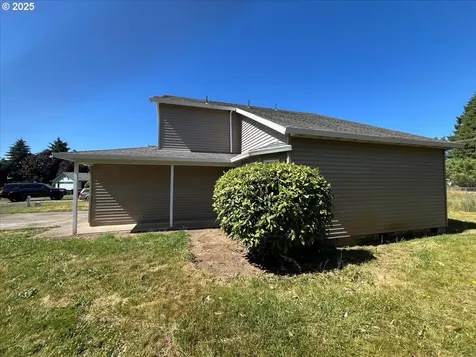 1704 Fir Court Forest Grove OR 97116