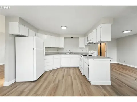 1704 Fir Court Forest Grove OR 97116