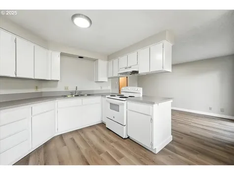 1704 Fir Court Forest Grove OR 97116