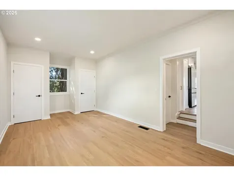 10721 NE 2nd Avenue Portland OR 97211