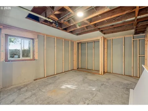 10721 NE 2nd Avenue Portland OR 97211