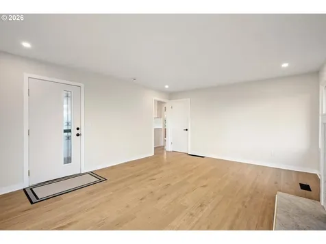 10721 NE 2nd Avenue Portland OR 97211