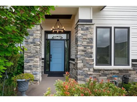 570 NW 11th Avenue Canby OR 97013
