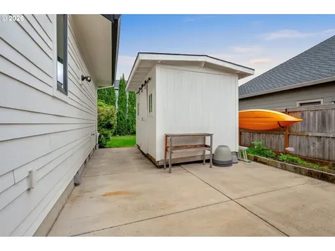 570 NW 11th Avenue Canby OR 97013