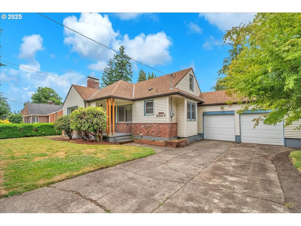 9907 SW 55th Avenue Portland OR 97219