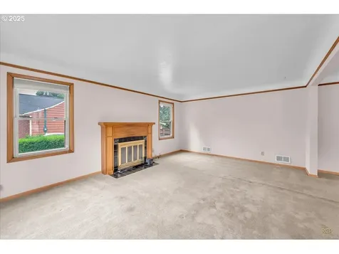 9907 SW 55th Avenue Portland OR 97219