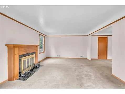 9907 SW 55th Avenue Portland OR 97219