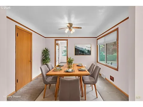 9907 SW 55th Avenue Portland OR 97219
