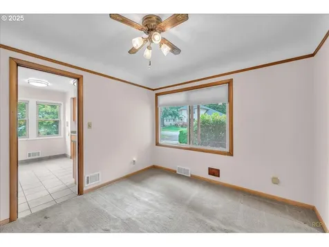 9907 SW 55th Avenue Portland OR 97219