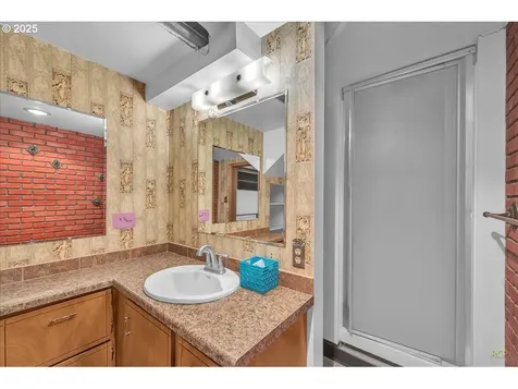 9907 SW 55th Avenue Portland OR 97219