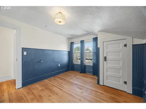 1131 Commercial Avenue Coos Bay OR 97420
