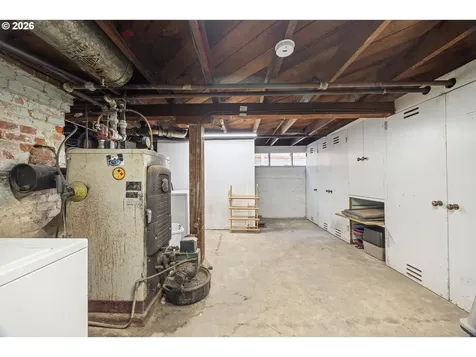 1131 Commercial Avenue Coos Bay OR 97420