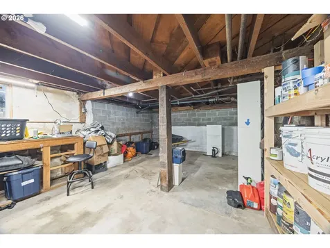 1131 Commercial Avenue Coos Bay OR 97420