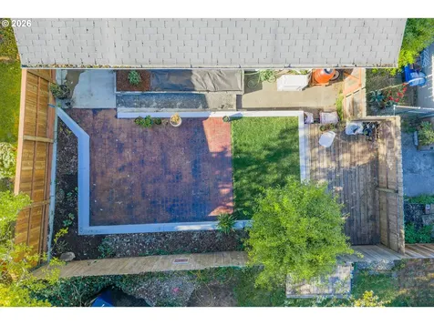 1131 Commercial Avenue Coos Bay OR 97420