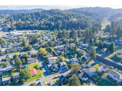 1131 Commercial Avenue Coos Bay OR 97420