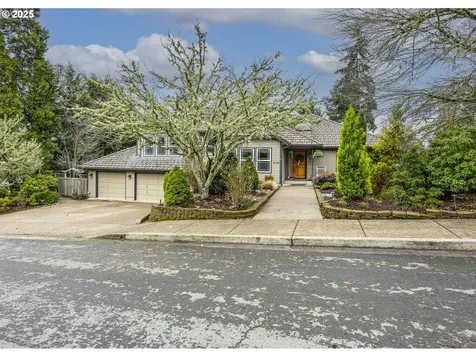 1710 White Oak Drive Eugene OR 97405