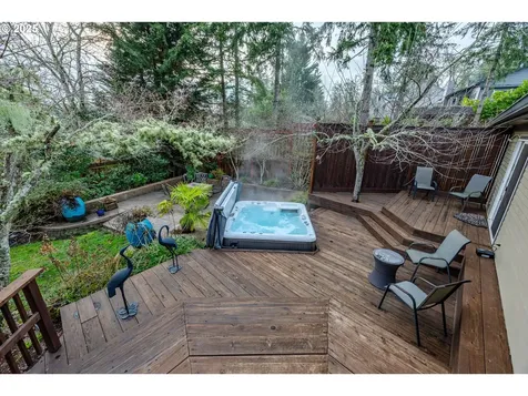 1710 White Oak Drive Eugene OR 97405