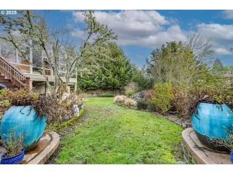 1710 White Oak Drive Eugene OR 97405