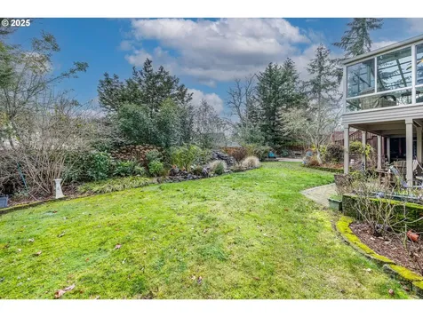 1710 White Oak Drive Eugene OR 97405