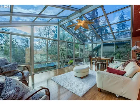 1710 White Oak Drive Eugene OR 97405