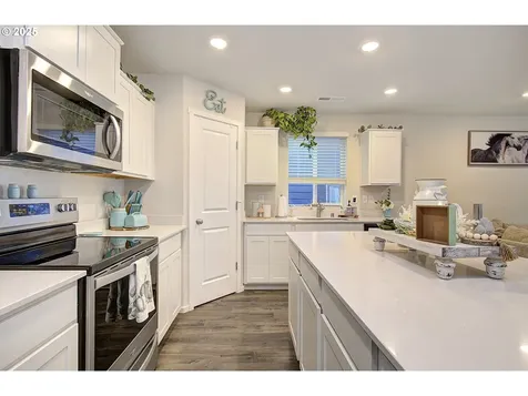 220 N 28th Place Ridgefield WA 98642