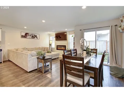 220 N 28th Place Ridgefield WA 98642