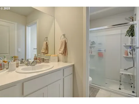 220 N 28th Place Ridgefield WA 98642
