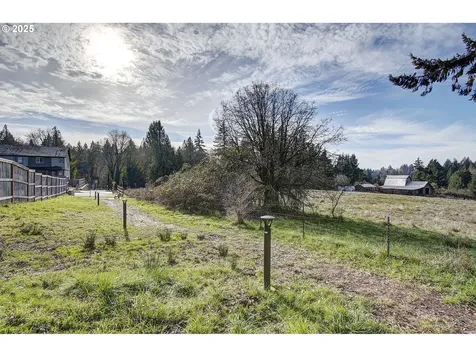 220 N 28th Place Ridgefield WA 98642