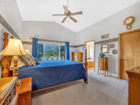 90114 Manion Drive Warrenton OR 97146