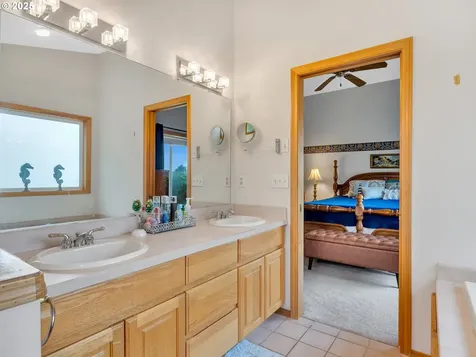 90114 Manion Drive Warrenton OR 97146