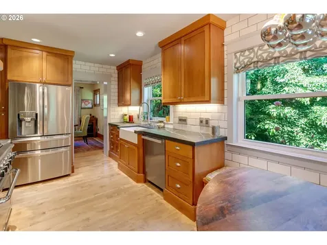 7734 N Fowler Avenue Portland OR 97217