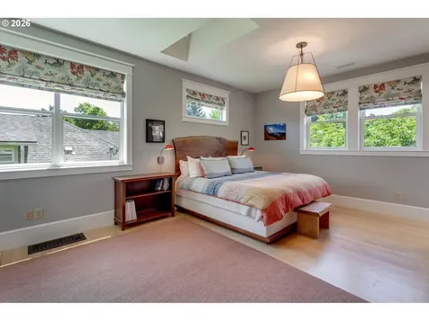 7734 N Fowler Avenue Portland OR 97217
