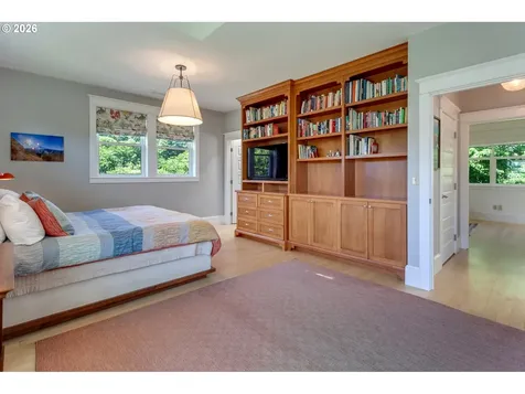 7734 N Fowler Avenue Portland OR 97217