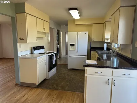1831 E 14th Street The Dalles OR 97058