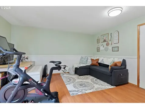1054 SE Beaver Creek Lane Troutdale OR 97060