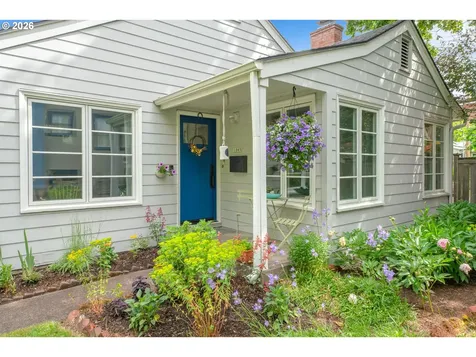 1865 Villard Street Eugene OR 97403