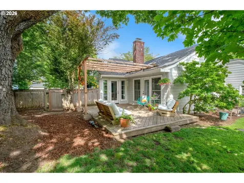 1865 Villard Street Eugene OR 97403